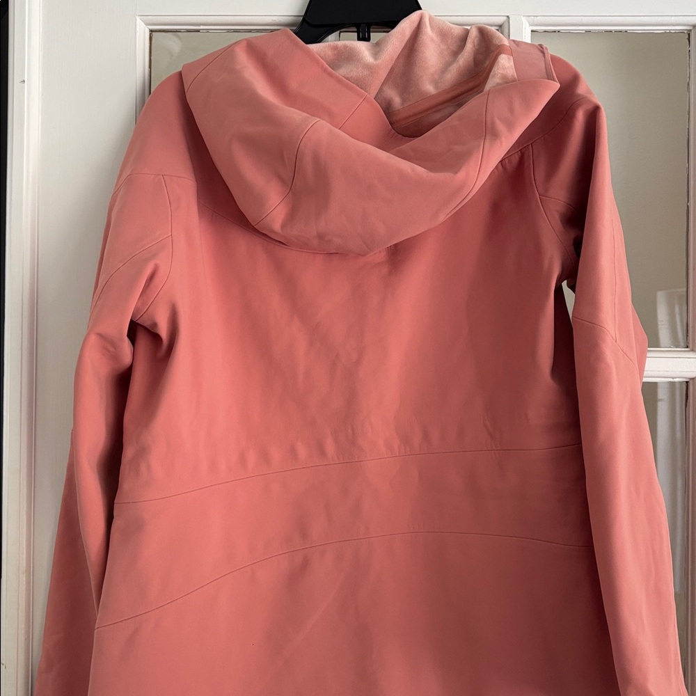 Lululemon Repel Shell Rain Jacket - Picture 5 of 6